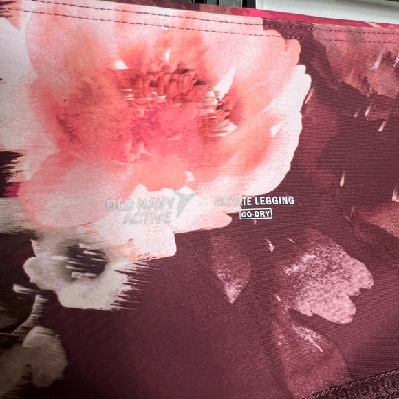 Old Navy leggings - Picture 3 of 4